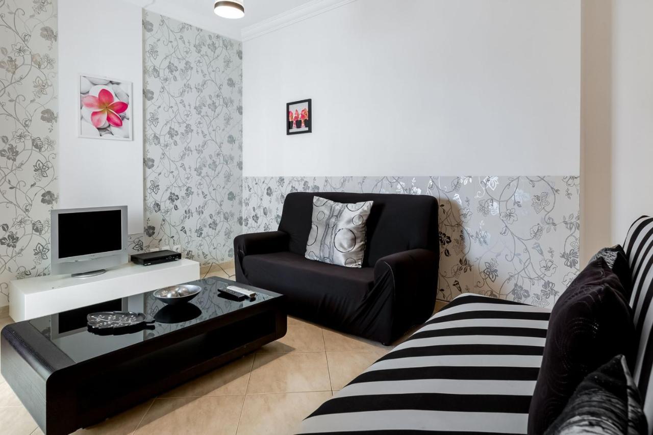 Spacious 2 Bdr Apartment W/ Patio By Lovelystay Armação de Pêra Kültér fotó